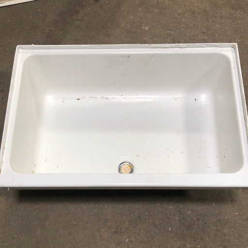 Used RV Bath Tub 36” x 24” - Young Farts RV Parts