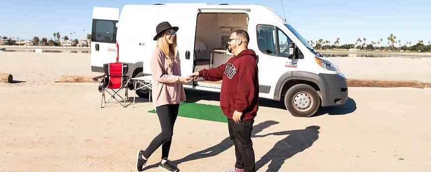 The Pros and Cons of Selling an RV on Consignment