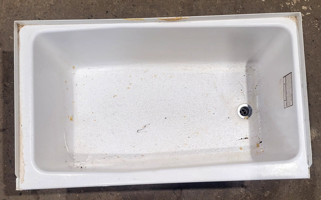 Used RV Bath Tub 41” x 24” - Right Hand Drain - Young Farts RV Parts