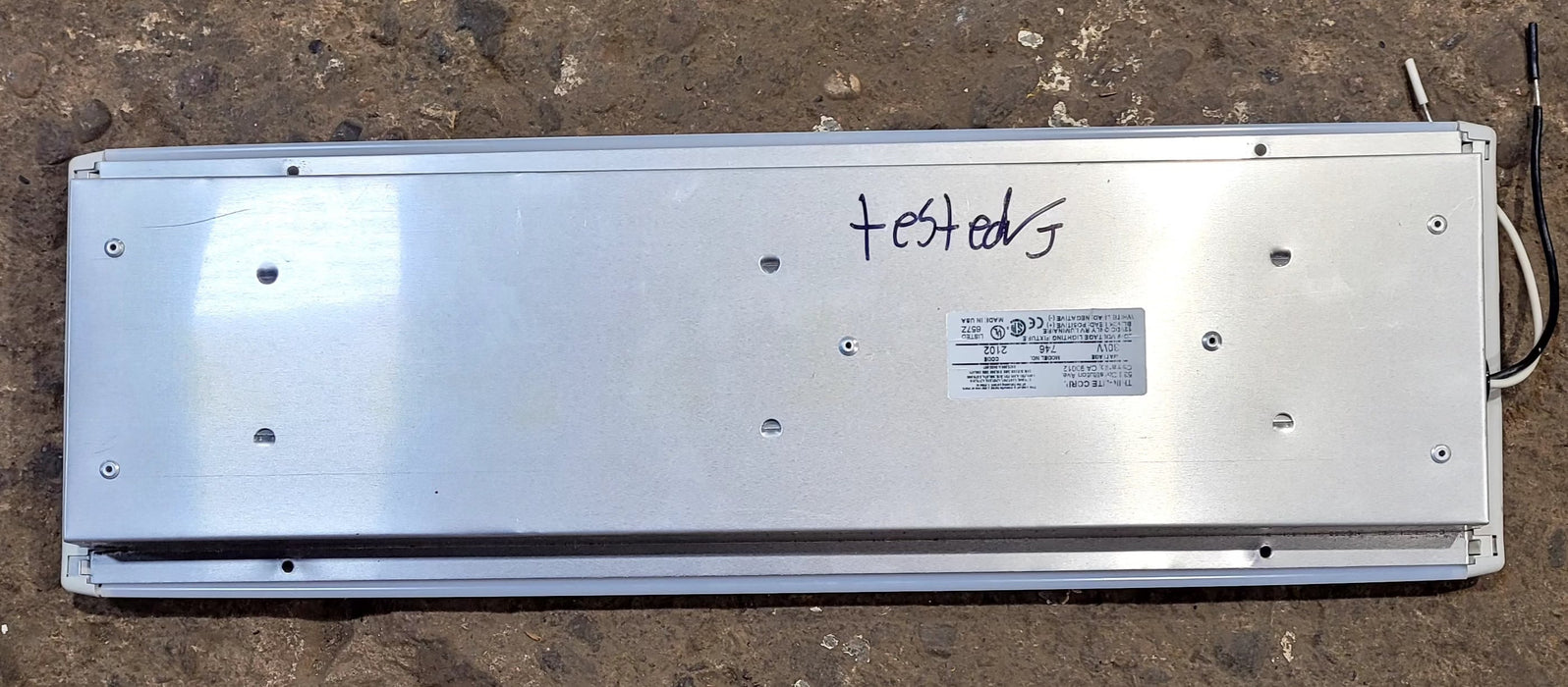 Used Thin-Lite 746 30 Watt Fluorescent Light - Young Farts RV Parts