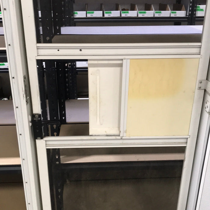 Used Rv Radius Entry Door 25 1/2" W x 71 1/4" H - Young Farts RV Parts