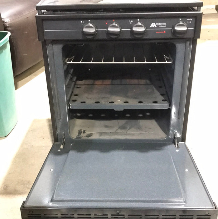 Used Atwood / Wedgewood range stove 3-burner RW2131BG