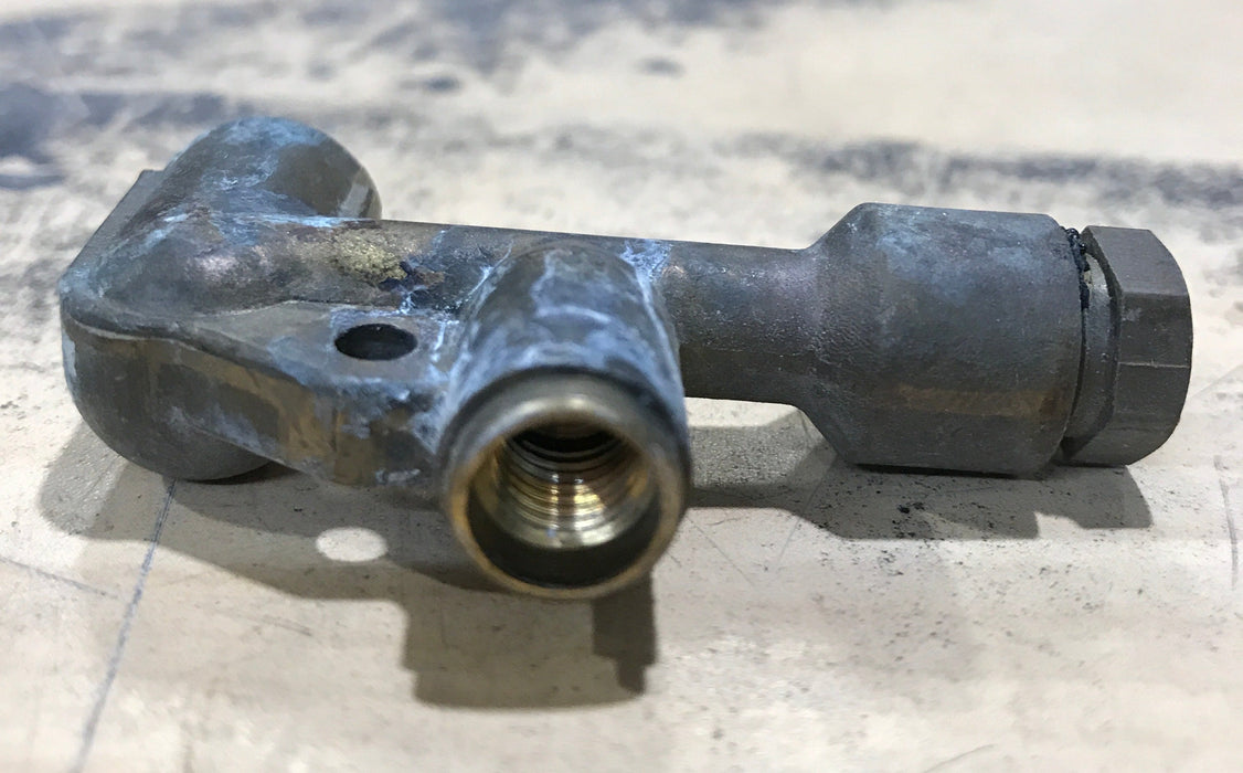 Used Dometic Coupling 2007518000