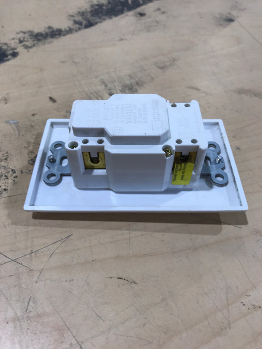 Used RV 125 Volt GFCI Wall Receptacle / Outlet