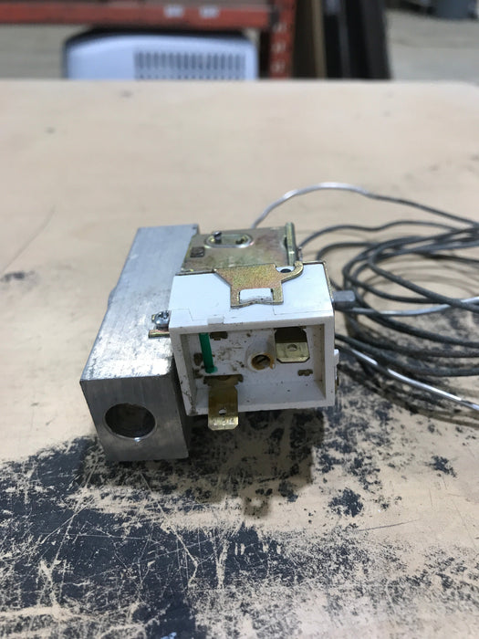 Used Dometic Combo Thermostat - 2007199009