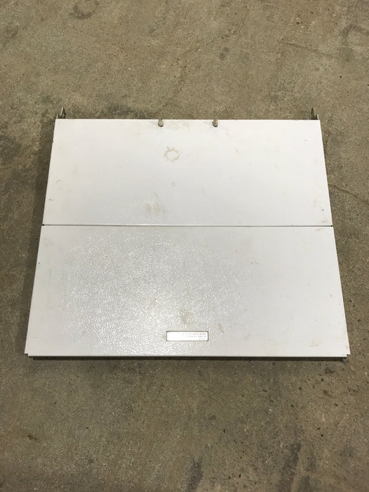 Used MAGIC Chef Bi-Fold Cover CLY1610BDW