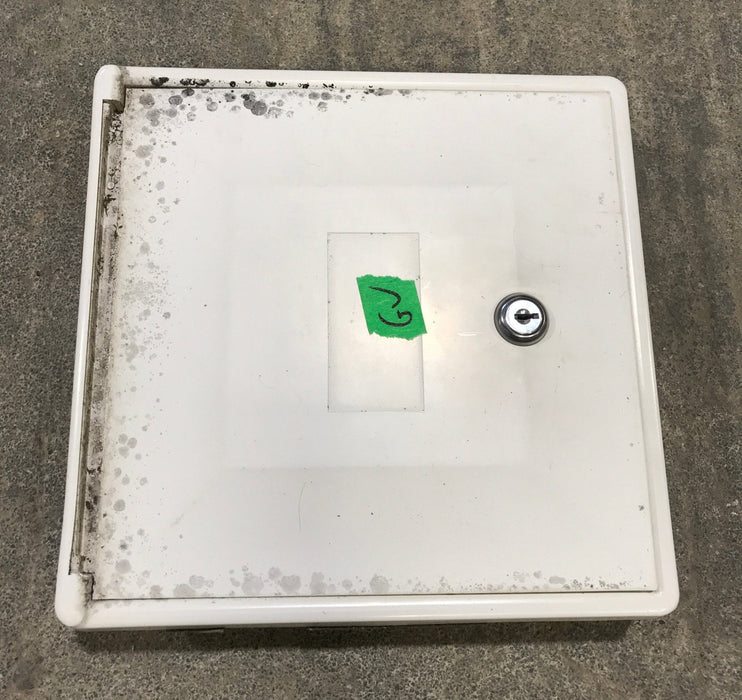 Used 9 1/2" W RV Access Hatch - Young Farts RV Parts