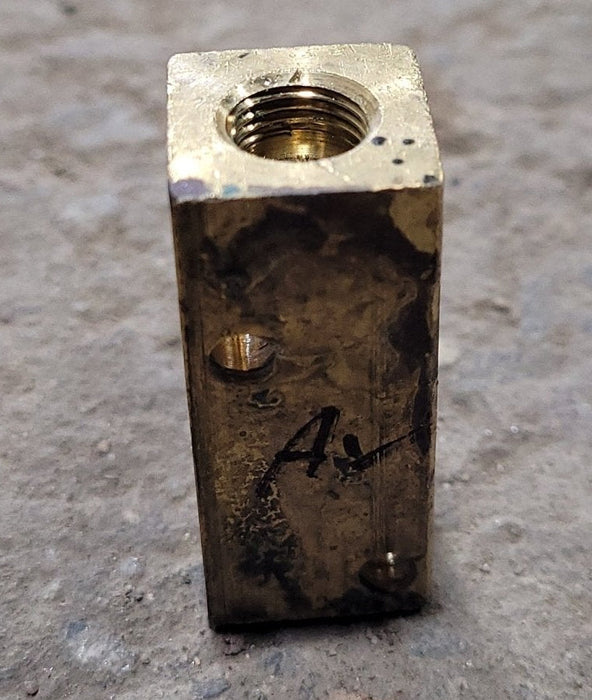 Used Atwood Wedgewood Orifice Block Plate 57310 - Young Farts RV Parts