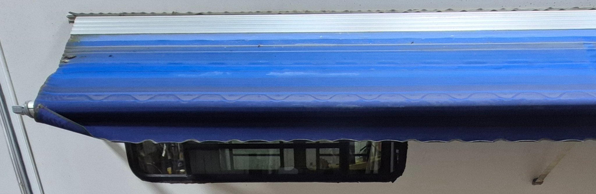 Used Complete A&E Deluxe Plus Window Awning 182" - Young Farts RV Parts