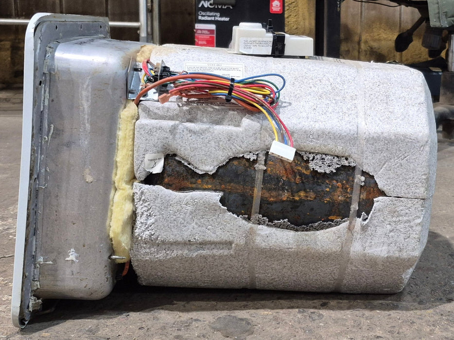 Used Complete Suburban Hot Water Heater, 6 Gal. - SW6DE