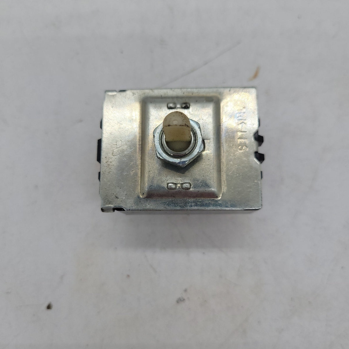 Buy Used Dometic Rotary Switch 20250 Online - Young Farts RV Parts — RV ...