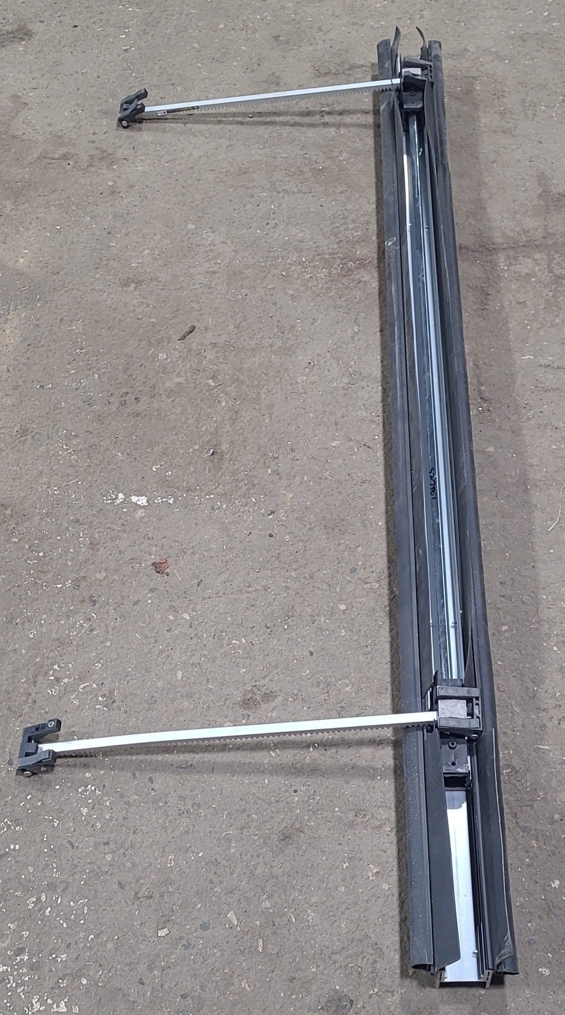Slide Slicker Lippert SlimRack Slide Out Assembly- RH — RV Part Shop CA
