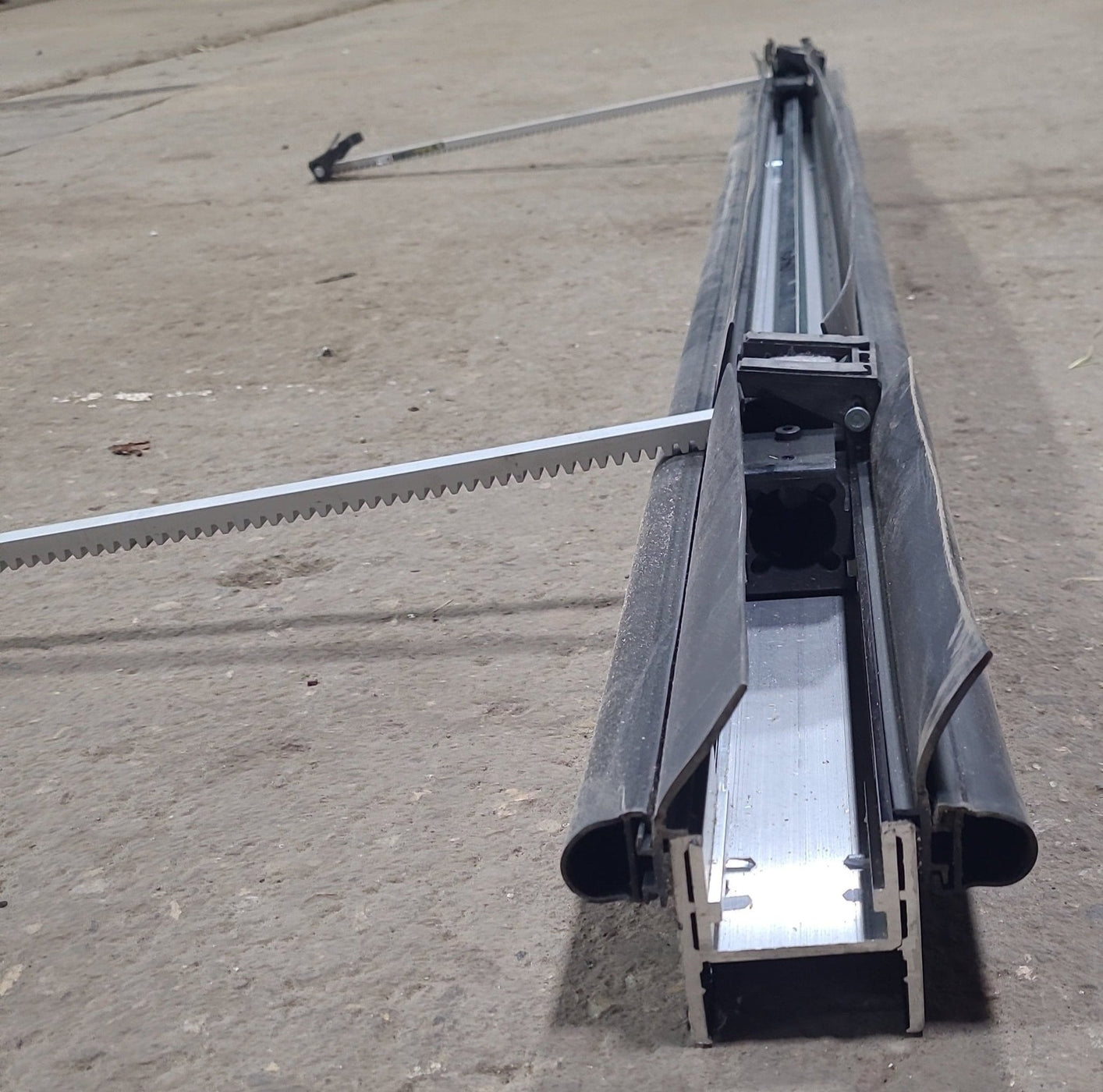 Slide Slicker Lippert SlimRack Slide Out Assembly- RH — RV Part Shop CA