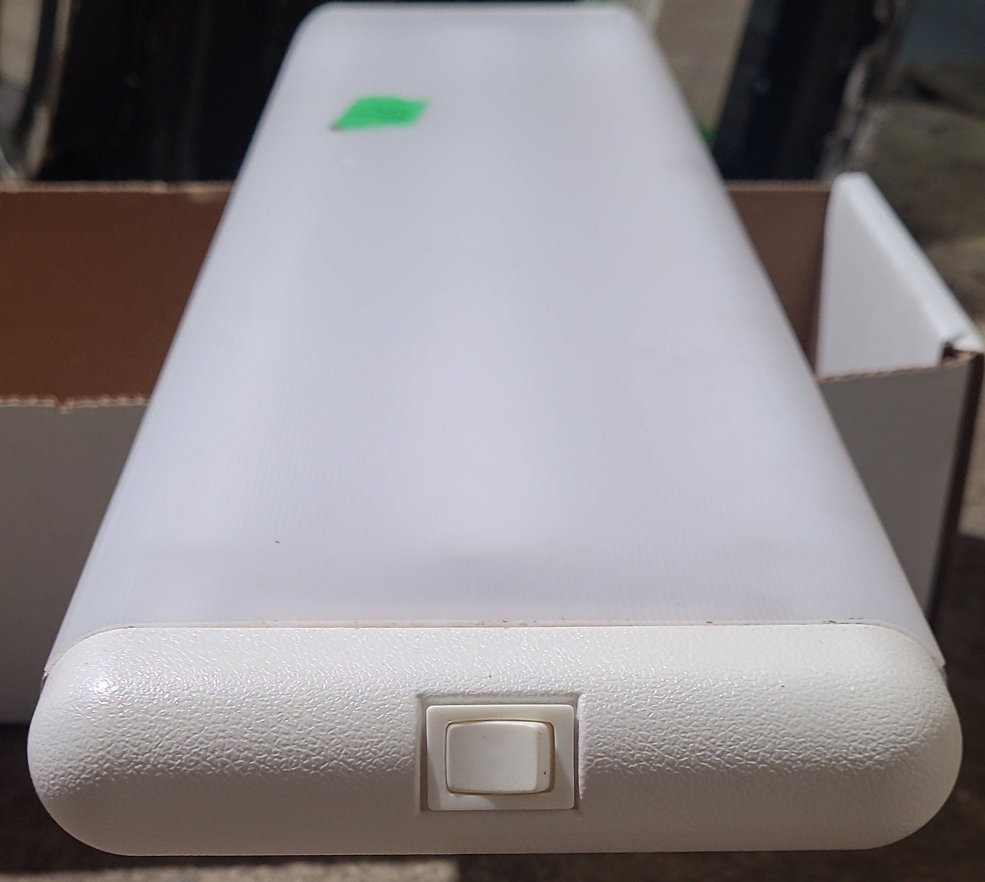 Buy Used LITECO Model 179 Dual Florescent light fixture Online - Young ...