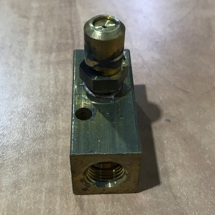 Used Magic Chef Block Elbow assembly 74009864 - Young Farts RV Parts