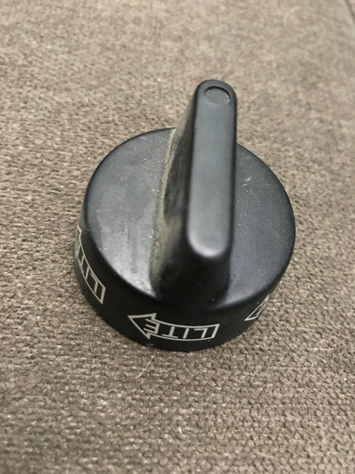 Used Magic Chef Igniter Knob - 74002414 - Young Farts RV Parts