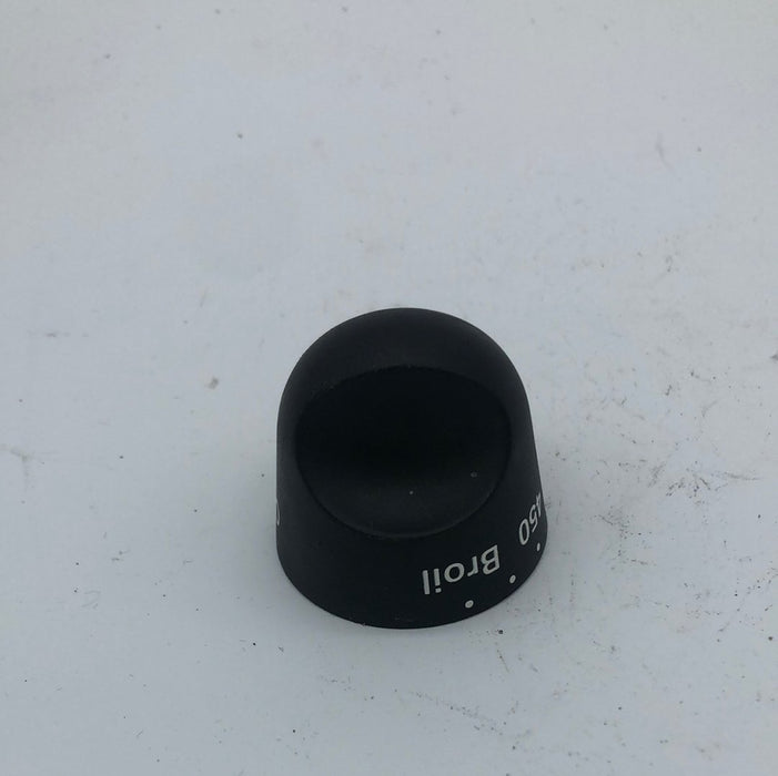Used Magic Chef Oven Knob 74009858