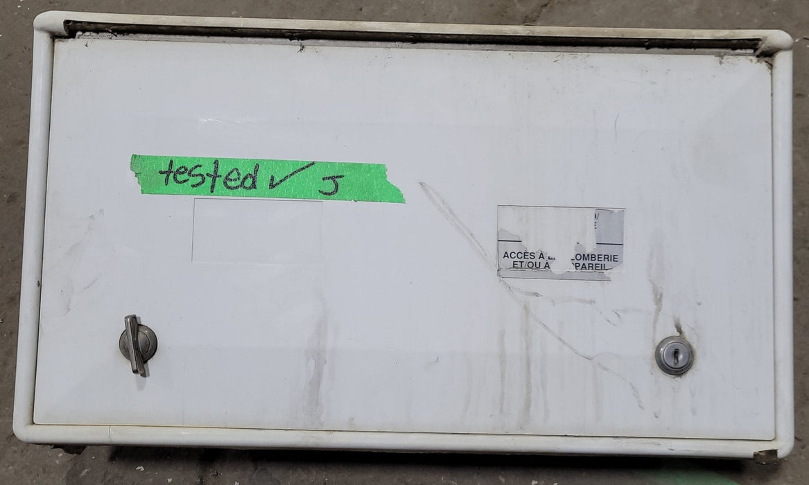 Used Outdoor Shower 18-1/4 W x 10-1/4 H