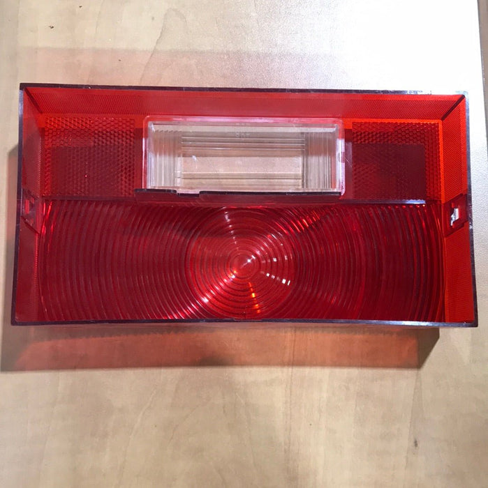 Used Rectangle lens tail light SAE-AILRST-04 DOT - Young Farts RV Parts