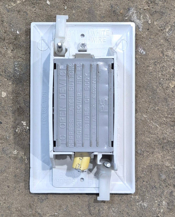 Used RV 110 Volt Wall Receptacles / Outlets - Young Farts RV Parts