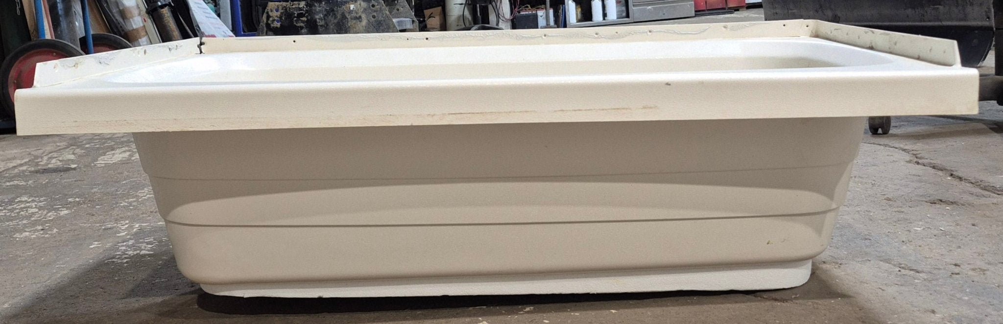 Used RV Bath Tub 40” x 24” Left Hand Drain - Young Farts RV Parts