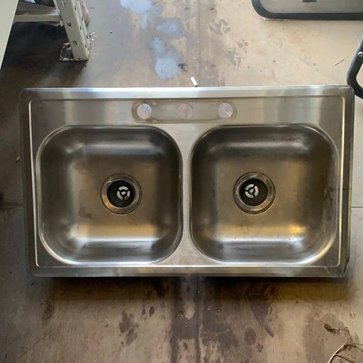 Used RV Kitchen Sink 33” W X 19” L - Young Farts RV Parts