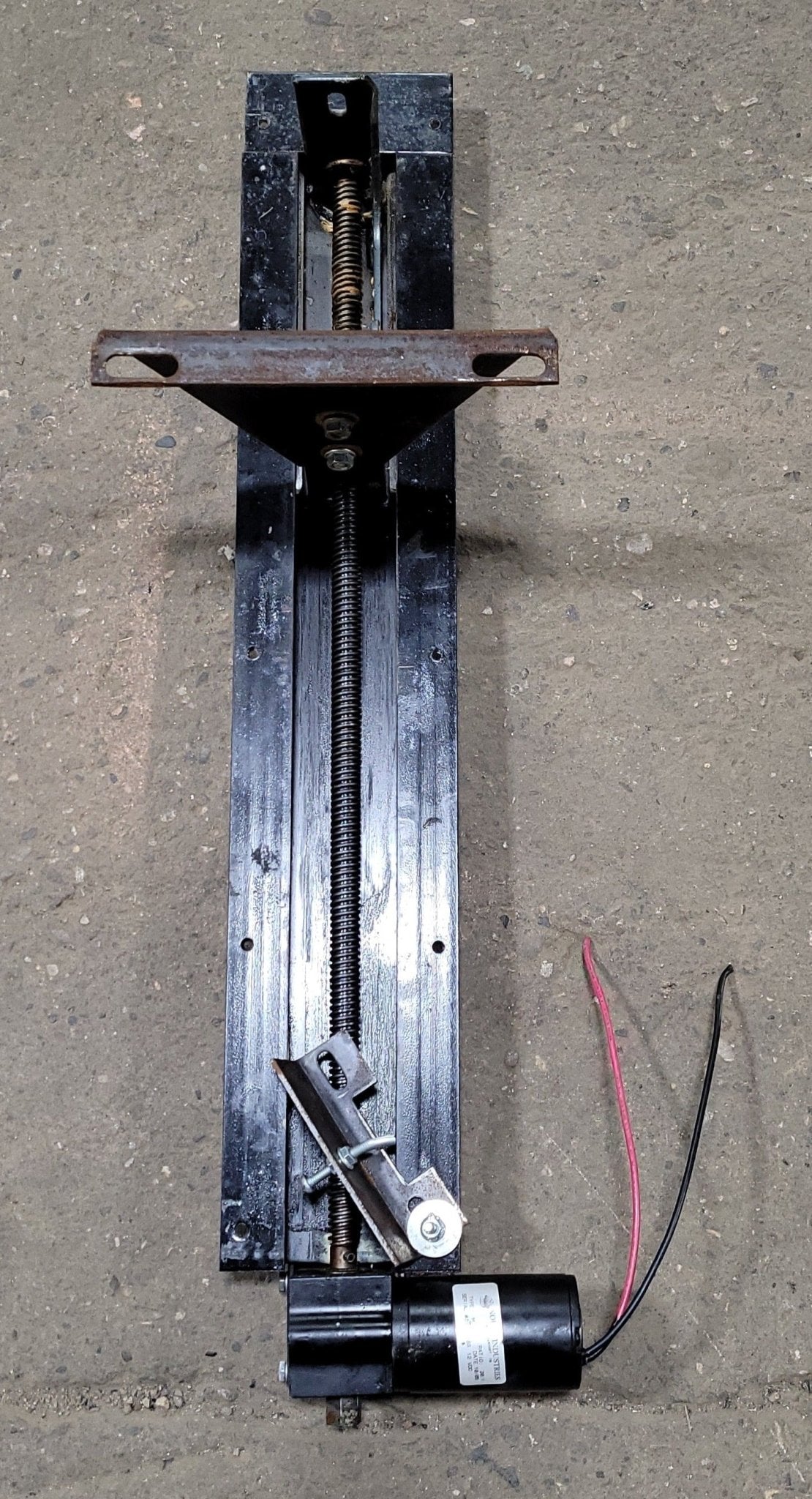 Used RV Slide Out Track System with Norco Motor MC102C — RV Part Shop CA