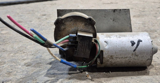 Used Wiper Motor for 1992 Thor Pinnacle 320Q - Young Farts RV Parts